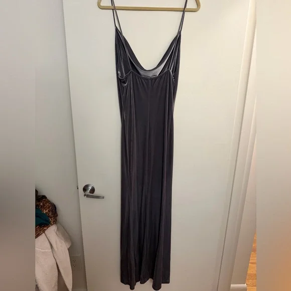 Vintage Nasty Gal velvet dress - Picture 4 of 8